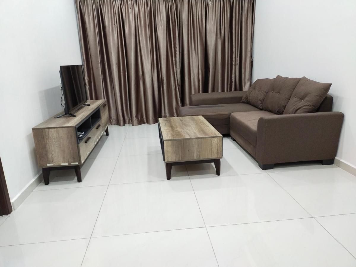 ג'והור בהרו Rainbow Homestay מראה חיצוני תמונה