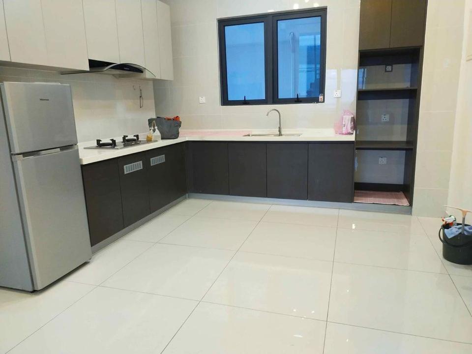 ג'והור בהרו Rainbow Homestay מראה חיצוני תמונה